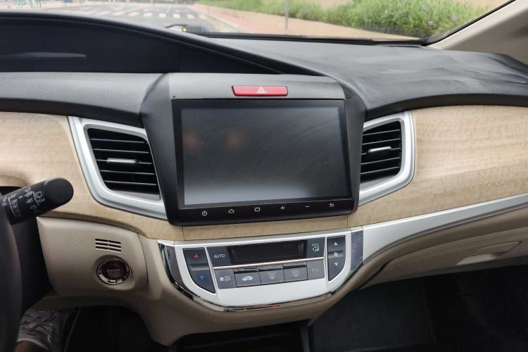 Used Honda Jade 2016 1.8L Automatic Comfort Elite Version 5 Seats Interior 10