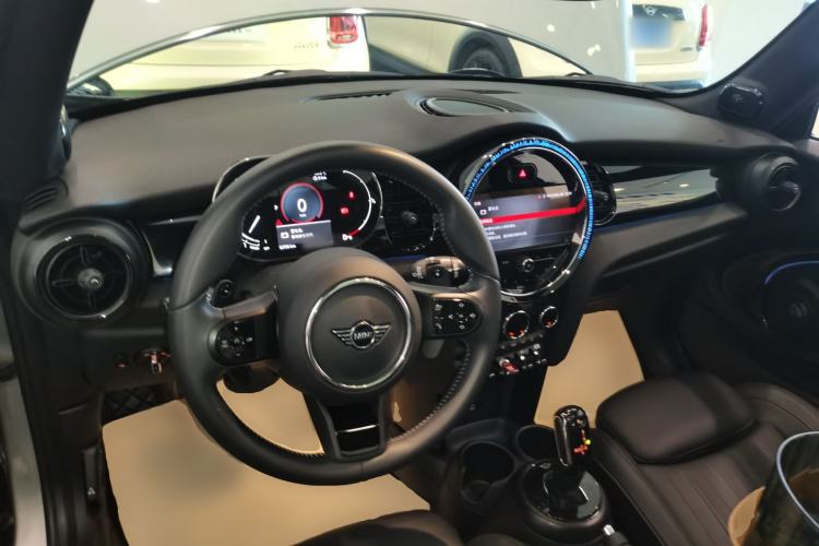 Used MINI MINI 2023 Updated 2.0T COOPER S Artist