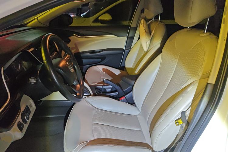 Used Buick GT 2017 15N Automatic Elite Version Left Front Seat