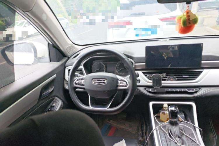 Used Geely Auto Vision X6 2020 1.4T CVT Luxury Edition Interior 1