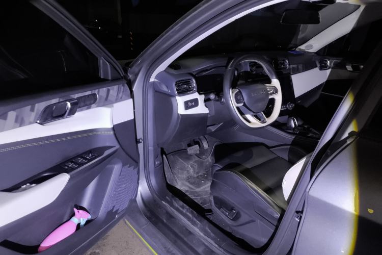 Used Lynk & Co 02 2022 2.0T DCT Shine Plus
