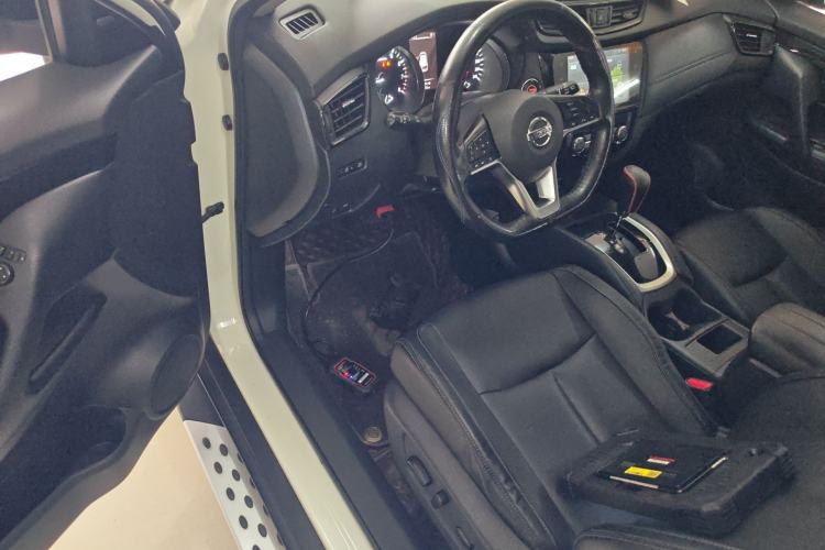 Used Nissan X-Trail 2019 2.0L CVT Smart Connect Comfort Edition 2WD Driver Seat