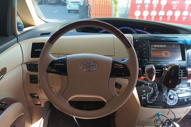 Used Toyota Previa 2012 2.4L 7-Seater Luxury Edition
