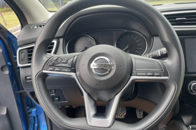 Used Nissan Qashqai 2019 2.0L CVT Smart Enjoyment Version