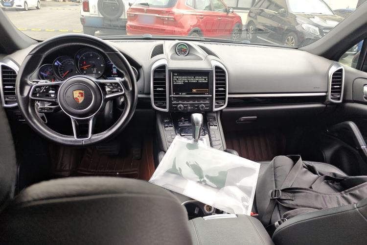 Used Porsche Cayenne  Center Console