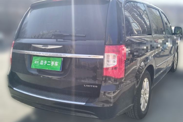 Used Chrysler Grand Voyager 2013 3.6L Luxury Edition