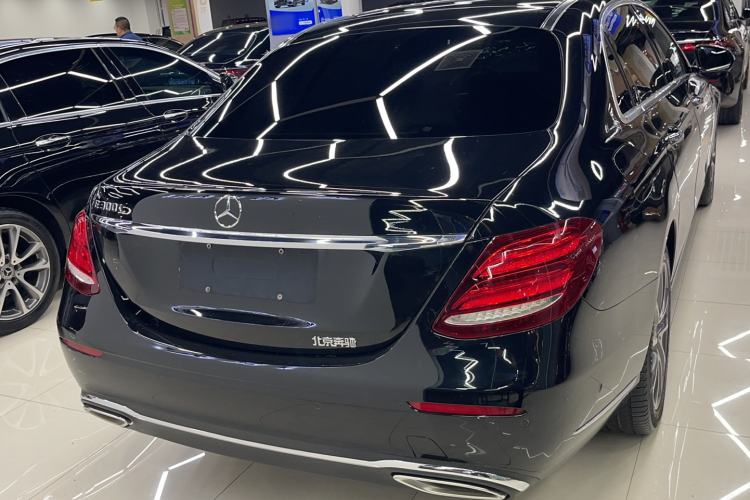 Used Mercedes-Benz E-Class 2019 Restyled E 300 L Luxury Edition Exterior 5