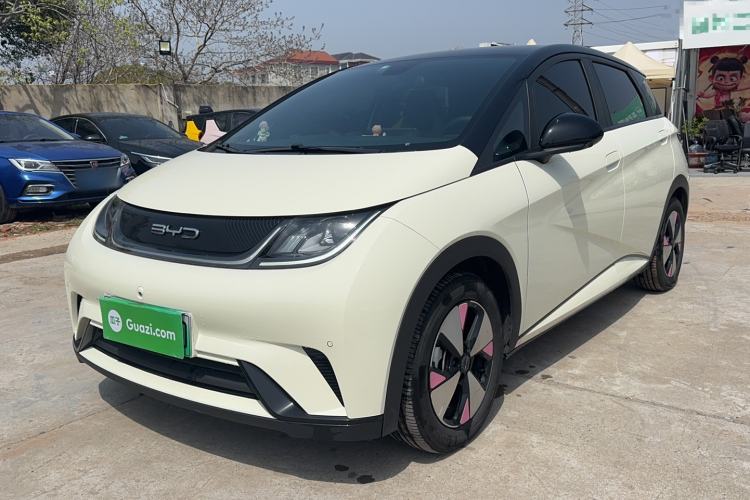 Used BYD Dolphin 2023 420 km Fashion Edition