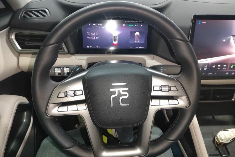 Used BYD Yuan UP 2025 Intelligent Driving Version 401 km Leading Edition
