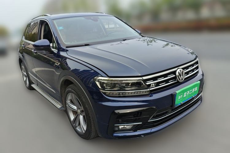 Used Volkswagen Tiguan 2018 330TSI Four-Wheel Drive High-End Model Front Right 45 Deg