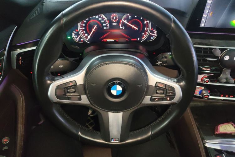 Used BMW 5 Series 2018 525Li M Sport Package Steering Wheel