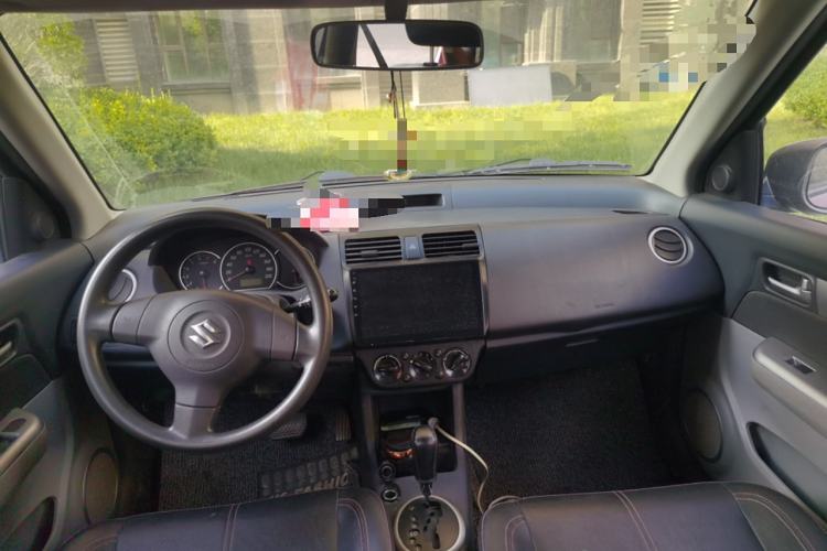 Used Suzuki Swift 2014 1.5L Automatic Fashion Edition
