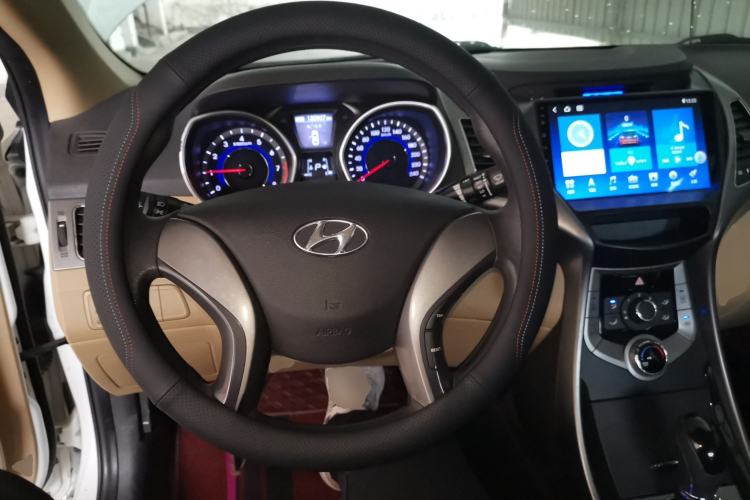 Used Hyundai Elantra (5th Generation / Langdong) 2013 1.6L Automatic Leading Model Steering Wheel