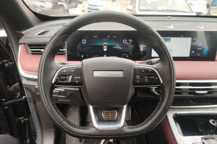 Used JETOUR X70 PLUS 2023 1.5T DCT Brave PLUS 7-Seater