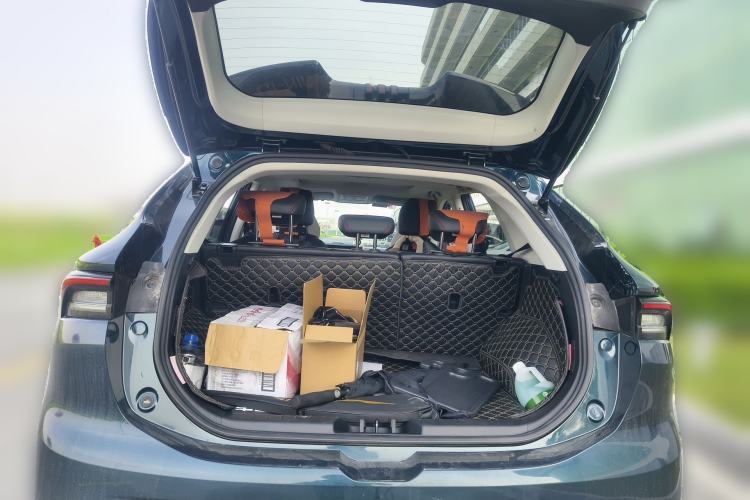 Used FORTHING T5 EVO 2021 1.5TD DCT Platinum Edition Trunk