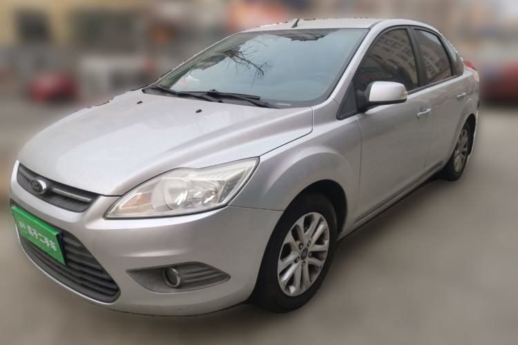 Used Ford Focus 2013 Sedan Classic 1.8L Manual Base Model