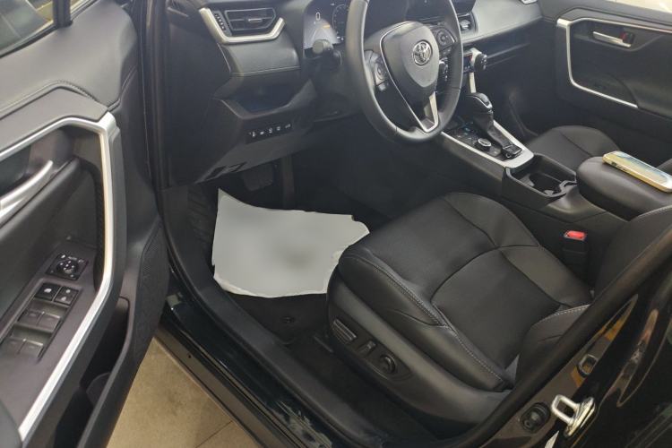 Used Toyota Wildlander 2023 Dual-Motor 2.5L E-CVT Four-Wheel Drive Prestige Edition
