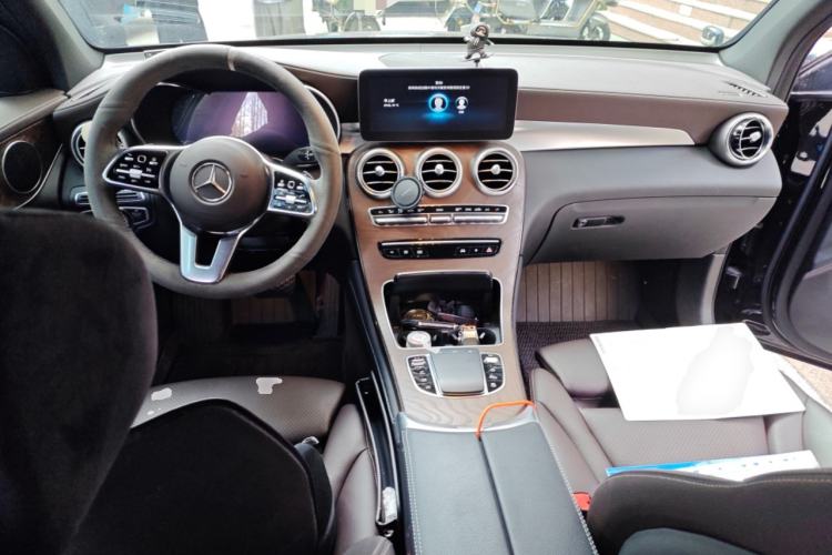 Used Mercedes-Benz GLC 2020 GLC 300 L 4MATIC Dynamic Edition
