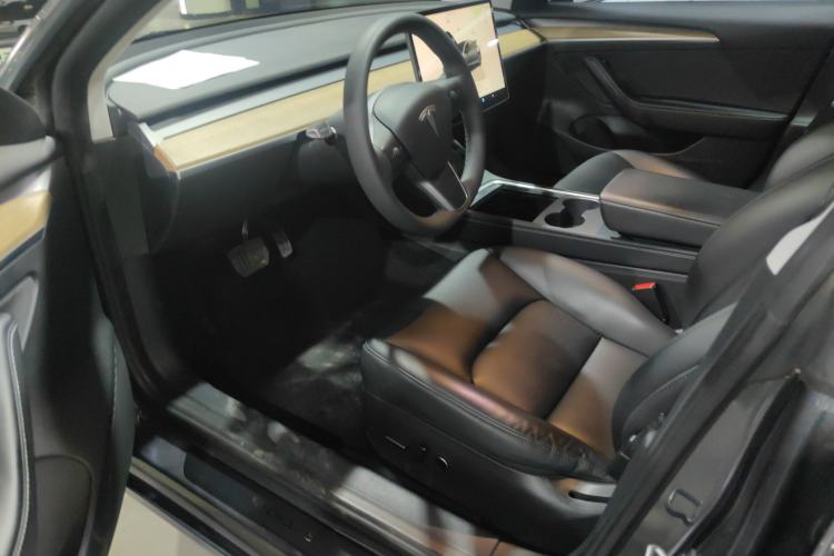 Used Tesla Model 3 2022 Rear-Wheel-Drive Version
