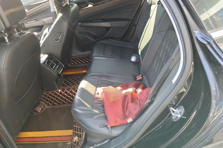 Used Volkswagen Passat 2020 Revised Version 330TSI Luxury Edition China VI Standard Left Rear Seat