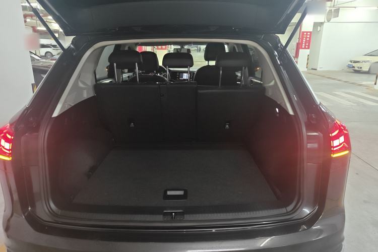 Used Volkswagen Tayron 2019 330TSI Two-Wheel Drive Luxury Model China VI Standard
