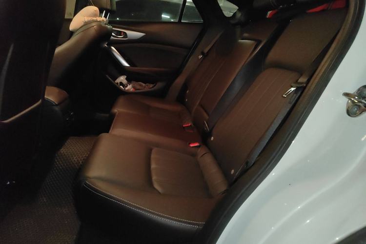 Used Mazda CX-4 2018 2.5L Automatic 4x4 Sky Passion Edition China VI Standard