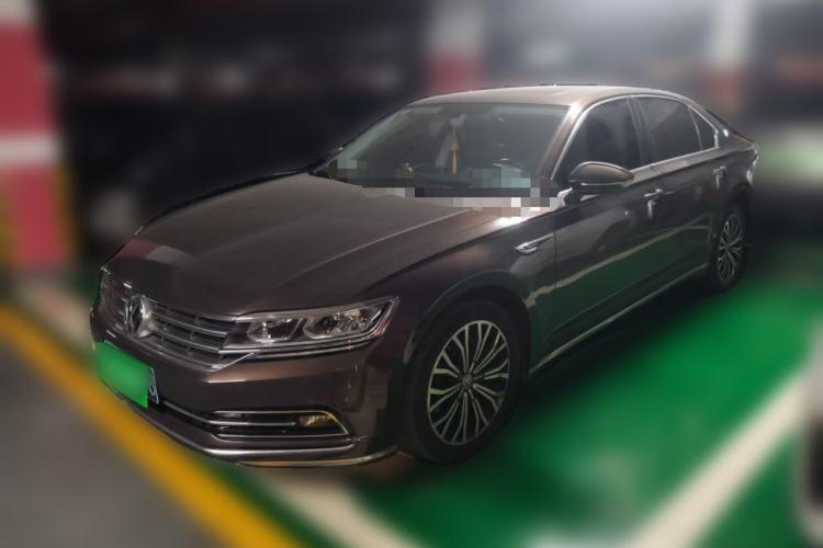 Used Volkswagen Phideon 2016 380TSI Two-Wheel-Drive Luxury Edition