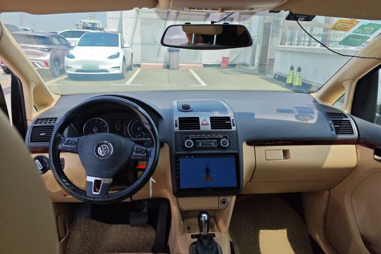 Used Volkswagen Touran 2011 1.4T DSG ZhiZhen Edition 7-Seater