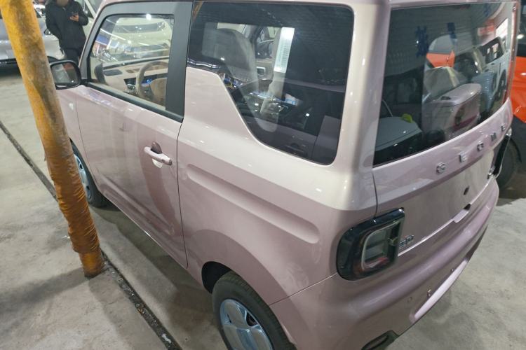 Used Geely Galaxy Panda 2024 Panda Mini 200km Endurance Bear