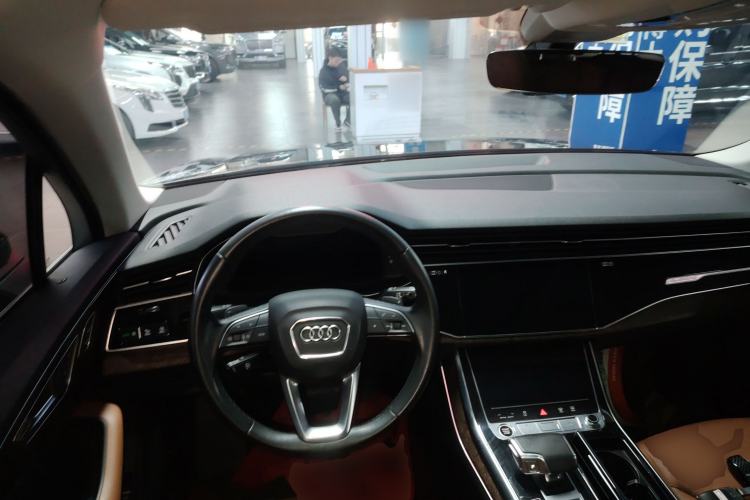 Used Audi Q7 2021 55 TFSI quattro S line Sport model