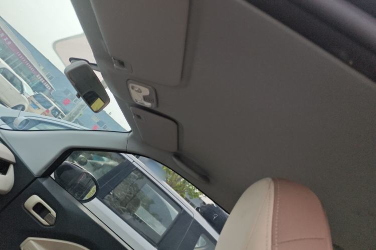 Used Chery QQ Ice Cream 2024 Edition Youth Version 205km Sundae