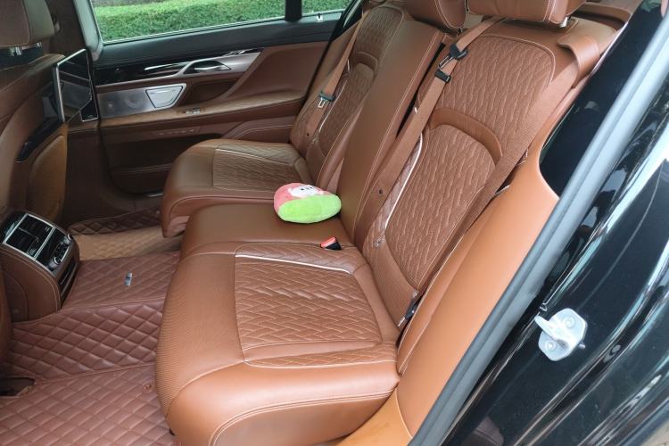 Used BMW 7 Series 2019 740Li Luxury Edition with Premium Package