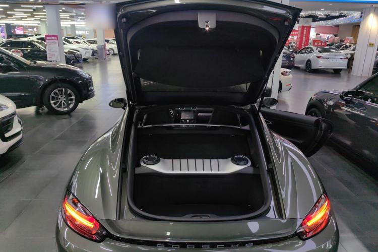 Used Porsche 718 2020 Cayman 2.0T
