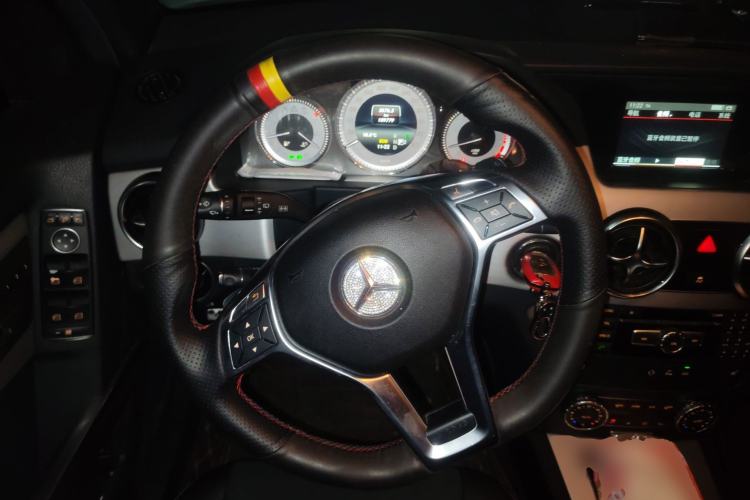 Used Mercedes-Benz GLK-Class 2015 GLK 260 4MATIC Fashion Edition Ultimate Version Steering Wheel