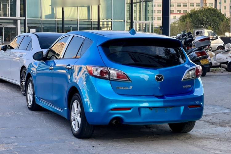 Used Mazda Mazda 3 2013 Hatchback 1.6L Automatic Elite Model
