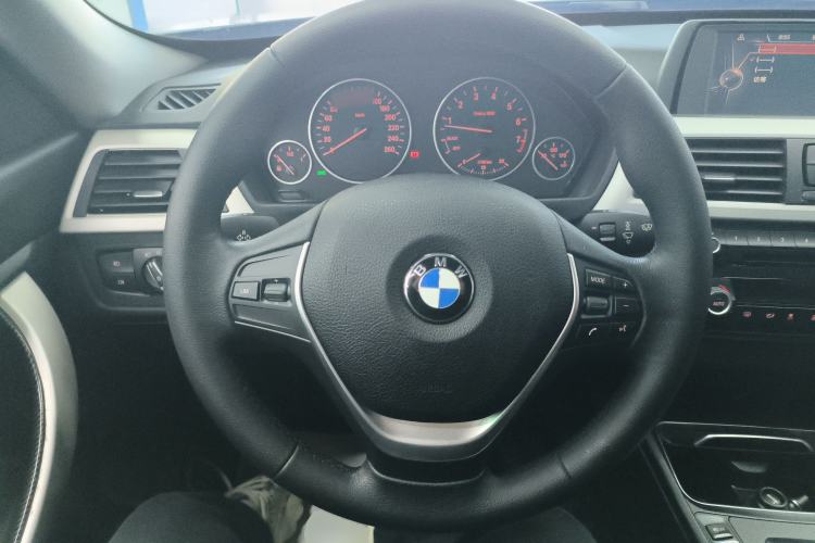 Used BMW 3 Series GT 2016 320i Fashion Model