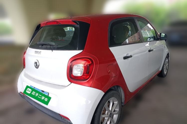 Used smart forfour 2016 1.0L 52 kW Dynamic Edition Rear Right 45 Deg
