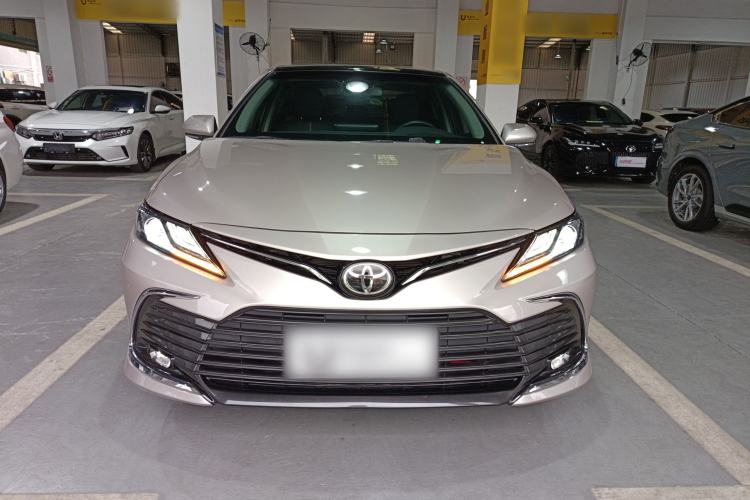 Used Toyota Camry 2021 2.5G Luxury Edition Front