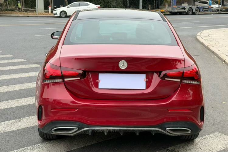 Used Mercedes-Benz A-Class 2021 A 200 L Sport Sedan Fashion Model
