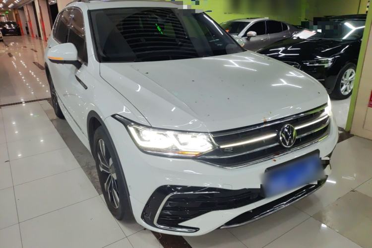 Used Volkswagen Tiguan L 2023 380TSI Automatic All-Wheel Drive R-Line Enhanced 7-Seater