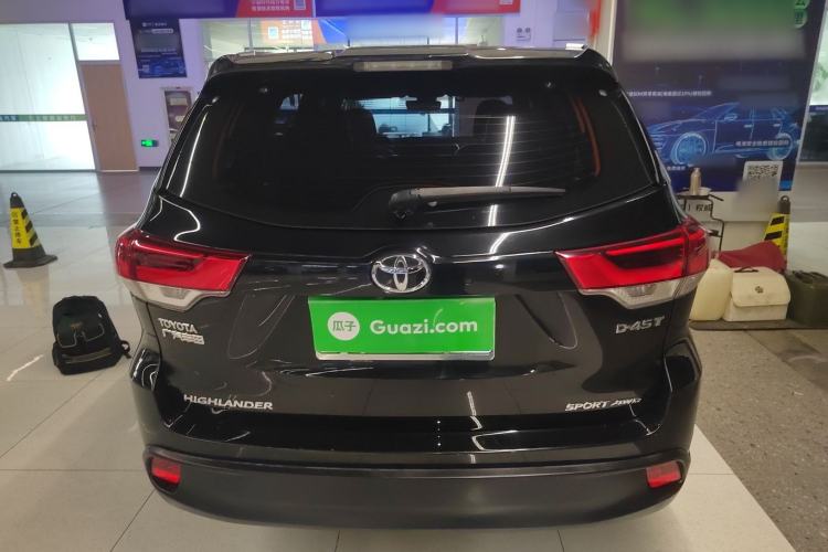 Used Toyota Highlander 2018 2.0T Four-Wheel Drive Prestige Version 7 Seats China V Emission Standard Rear