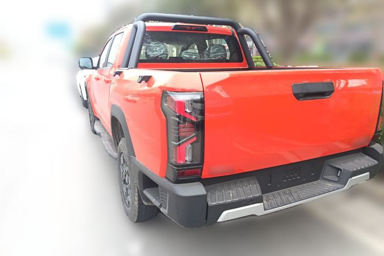 Used RELY Venucia R08 2025 Model 2.3T 8AT 4WD Diesel Standard Box Trail Edition Rear Left 45 Deg