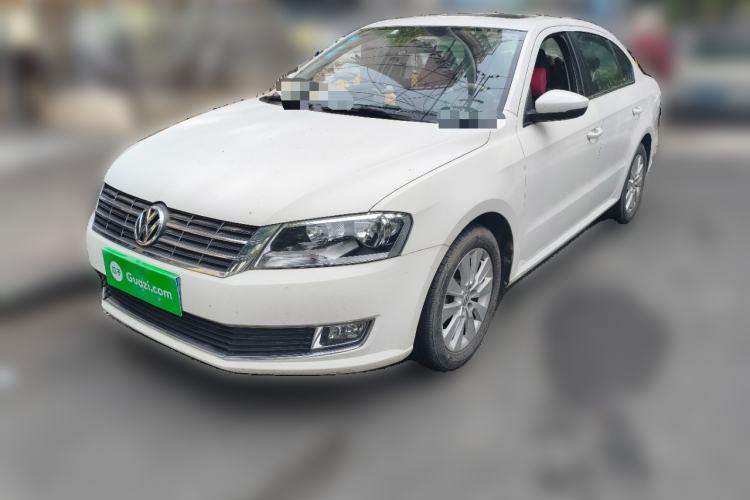 Used Volkswagen Lavida 2013 Restyled Classic 1.6L Manual Comfort Edition