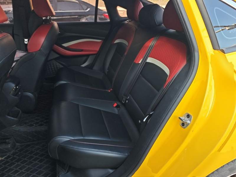 Used MG 5 2021 180 DVVT CVT Youth Luxury Edition — 16