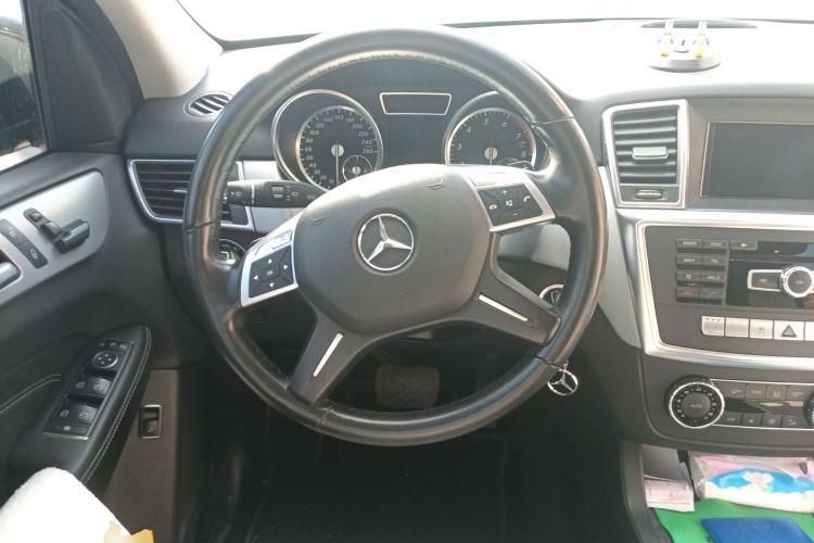 Used Mercedes-Benz M-Class 2012 ML 300