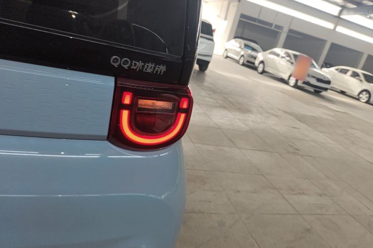 Used Chery QQ Ice Cream 2022 170km Sundae Phosphate Lithium-Ion Exterior 3