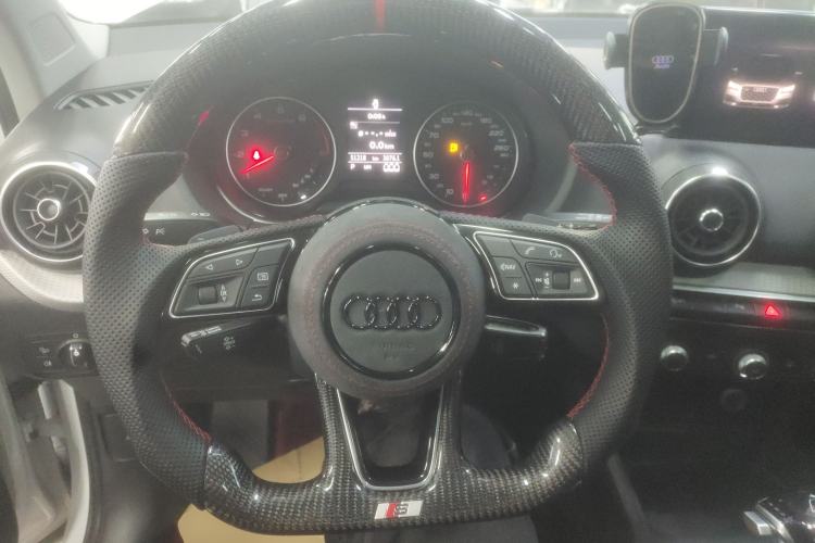 Used Audi Q2L 2021 35 TFSI Progressive Dynamic Edition
