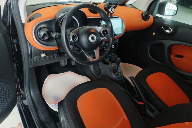 Used smart fortwo 2015 1.0L 52 kW Hardtop Passion Edition