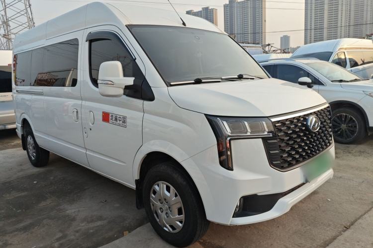 Used SAIC MAXUS Xintu V80 2025 PRO Aoyuntong 2.0T Automatic Long-Wheelbase Mid-Roof Model with 6/7/8/9 Seats
