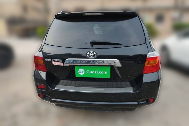 Used Toyota Highlander 2011 2.7L Two-Wheel Drive 7-Seater Luxury Edition
